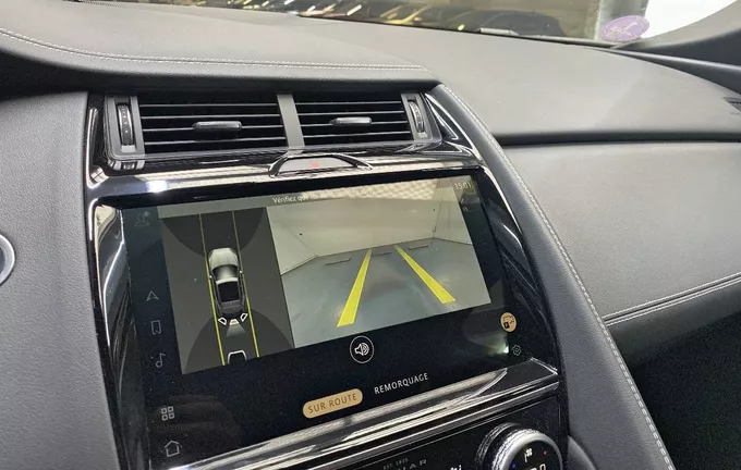 JAGUAR E-PACE P300e ch PHEV AWD BVA R-Dynamic SE photo 15 2132177