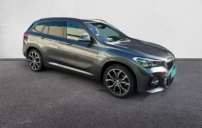 BMW X1 xDrive 25e 220 ch BVA6 M Sport extérieur trois quart avant droit 213235