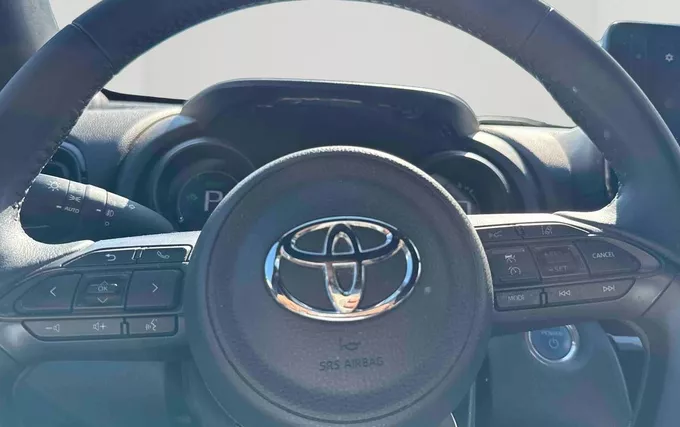 TOYOTA YARIS CROSS Hybride 116h 2WD Design photo 17 1103973
