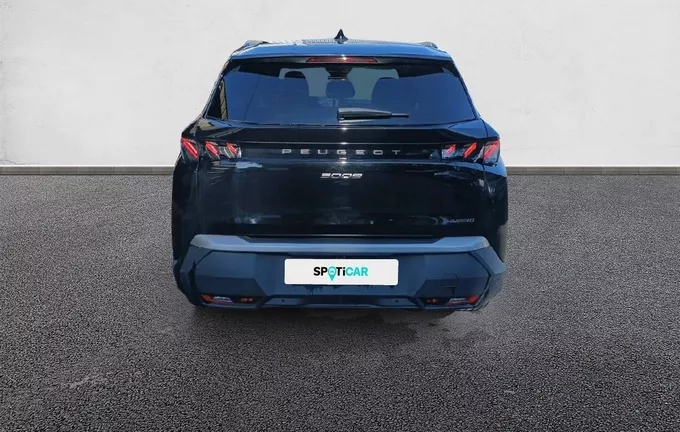 PEUGEOT 5008 Hybrid 136 e-DCS6 GT extérieur trois quart arrière droit 944992