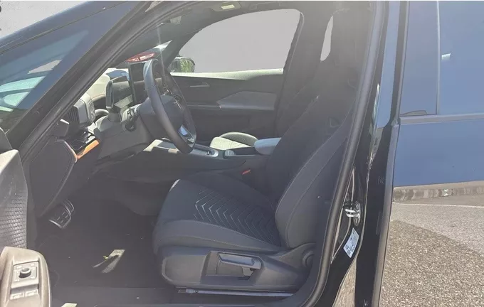 CUPRA BORN 230 ch - Batterie XL V extérieur trois quart arrière droit 2129054