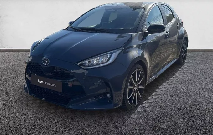 TOYOTA YARIS Hybride 130h GR Sport extérieur trois quart avant gauche 164379