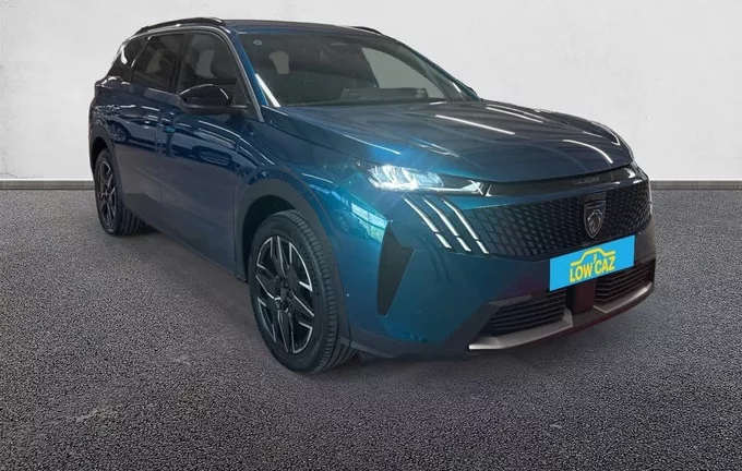 PEUGEOT 5008 Hybrid 136 e-DCS6 Allure extérieur trois quart avant droit 213483