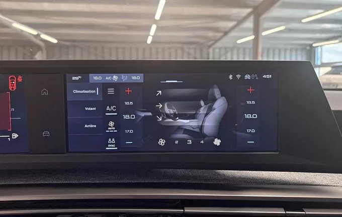 PEUGEOT 5008 Hybrid 136 e-DCS6 Allure photo 14 213483