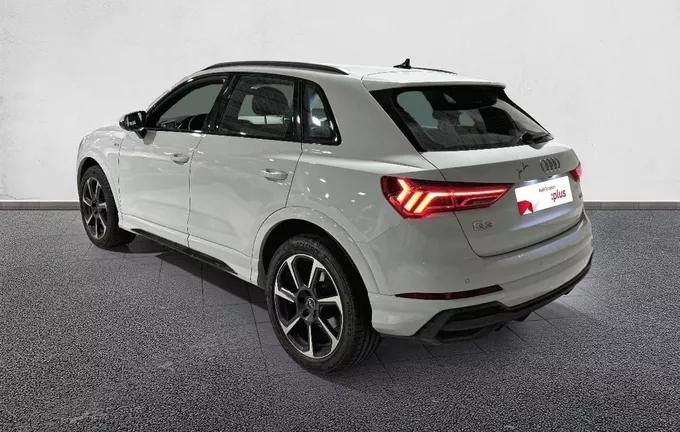 AUDI Q3 35 TDI 150 ch S tronic 7 S line extérieur trois quart arrière gauche 2124141