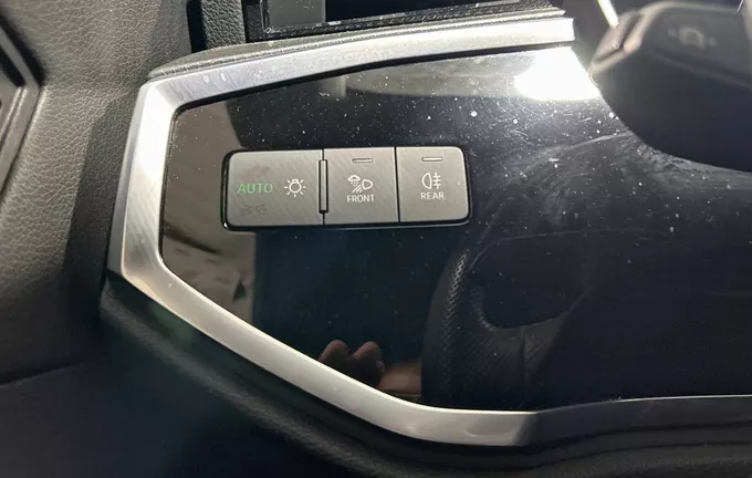 AUDI Q3 35 TDI 150 ch S tronic 7 S line photo 19 2124141