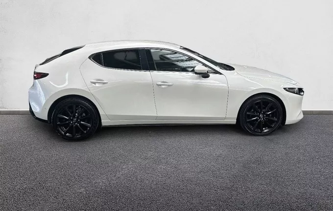 MAZDA MAZDA 3 Mazda3 5 portes 2.0L SKYACTIV-X M Hybrid 180 ch BVM6 Exclusive extérieur côté droit 213387