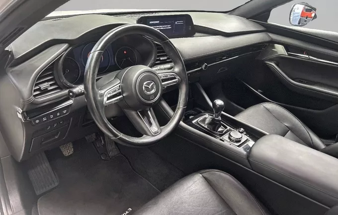MAZDA MAZDA 3 Mazda3 5 portes 2.0L SKYACTIV-X M Hybrid 180 ch BVM6 Exclusive photo 11 213387