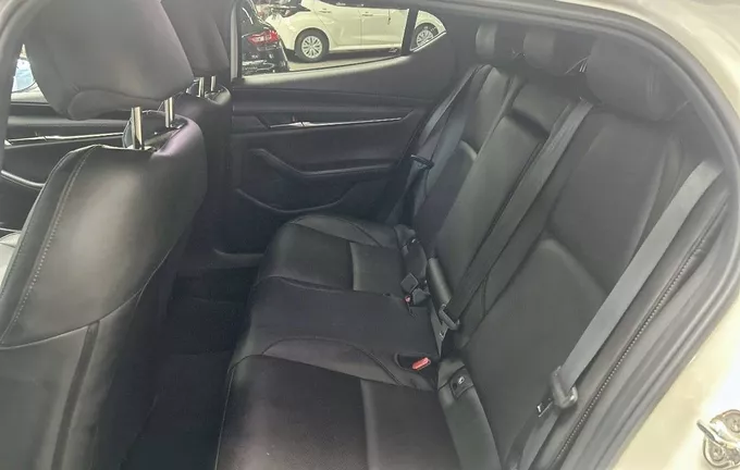 MAZDA MAZDA 3 Mazda3 5 portes 2.0L SKYACTIV-X M Hybrid 180 ch BVM6 Exclusive photo 13 213387
