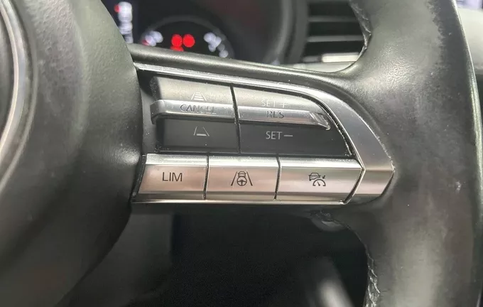 MAZDA MAZDA 3 Mazda3 5 portes 2.0L SKYACTIV-X M Hybrid 180 ch BVM6 Exclusive photo 17 213387