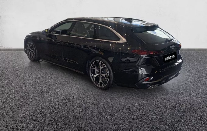 AUDI A6 Avant TDI 204 ch S tronic 7 Quattro S line extérieur trois quart arrière gauche 4983