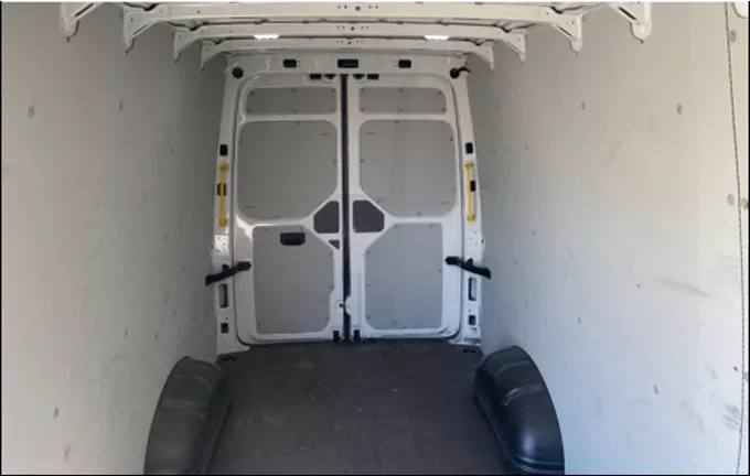 VOLKSWAGEN UTILITAIRES CRAFTER VAN 35 L4H3 2.0 TDI 140 CH BVA BUSINESS photo 21 105896