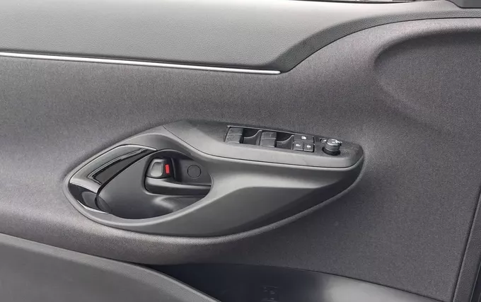 TOYOTA YARIS CROSS Hybride 116h 2WD Design photo 20 1103926