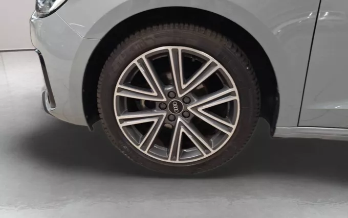 AUDI A1 Sportback 25 TFSI 95 ch S tronic 7 Advanced 2 extérieur trois quart arrière droit 2130804