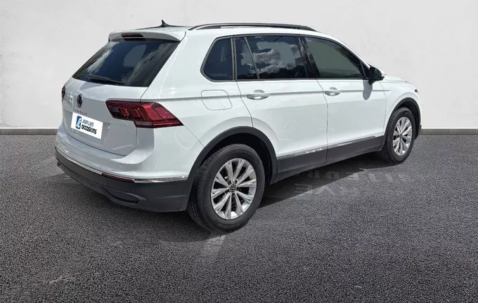 VOLKSWAGEN TIGUAN 1.5 TSI 150ch DSG7 Life extérieur trois quart arrière droit 2127964