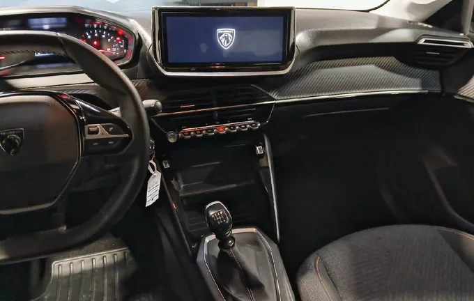 PEUGEOT 208 100 S&S BVM6 Style extérieur côté gauche 944345