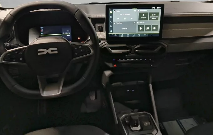 DACIA DUSTER Hybrid-G 150 4x4 Journey extérieur côté gauche 946185