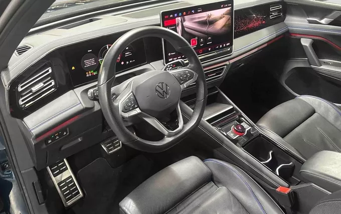 VOLKSWAGEN TIGUAN 1.5 eHybrid 272ch DSG6 R-Line Exclusive photo 11 2131819