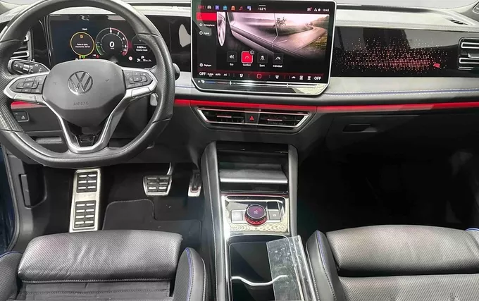 VOLKSWAGEN TIGUAN 1.5 eHybrid 272ch DSG6 R-Line Exclusive photo 14 2131819