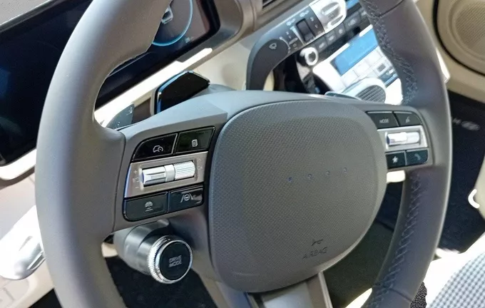 HYUNDAI INSTER 49 kWh Creative photo 12 5550462