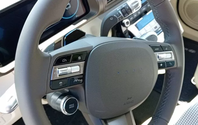 HYUNDAI INSTER 49 kWh Creative photo 29 5550462
