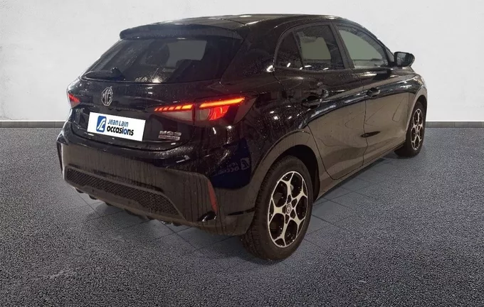 MG MG3 1.5 L Hybrid+ 195 ch Luxury extérieur trois quart arrière droit 601161