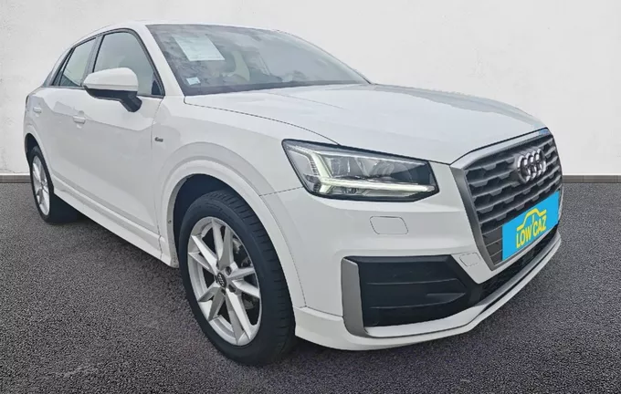 AUDI Q2 35 TFSI COD 150 S tronic 7 S Line Plus extérieur trois quart avant droit 2132350