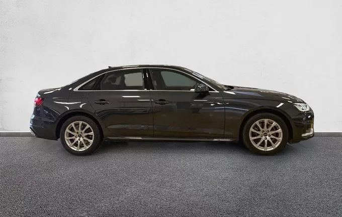 AUDI A4 35 TDI 163 S tronic 7 Business Line extérieur côté droit 213459