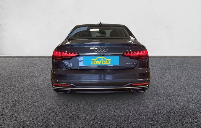 AUDI A4 35 TDI 163 S tronic 7 Business Line extérieur arrière 213459