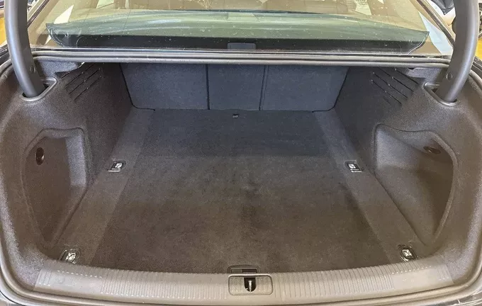 AUDI A4 35 TDI 163 S tronic 7 Business Line photo 10 213459
