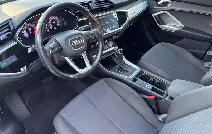 AUDI Q3 35 TDI 150 ch S tronic 7 photo 11 212640
