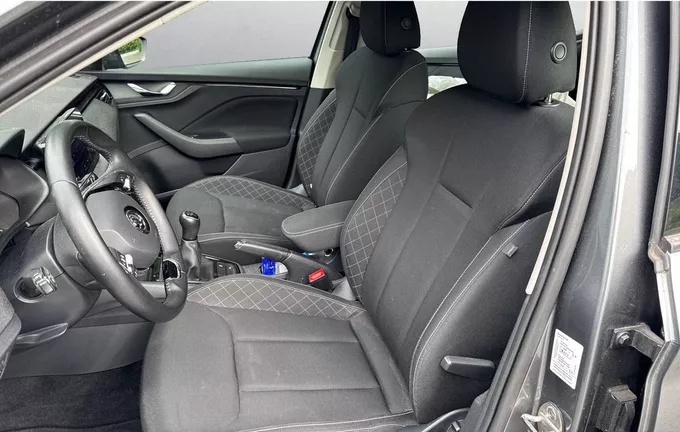 SKODA KAMIQ 1.0 TSI Evo 110 ch BVM6 Ambition extérieur trois quart arrière droit 2129478