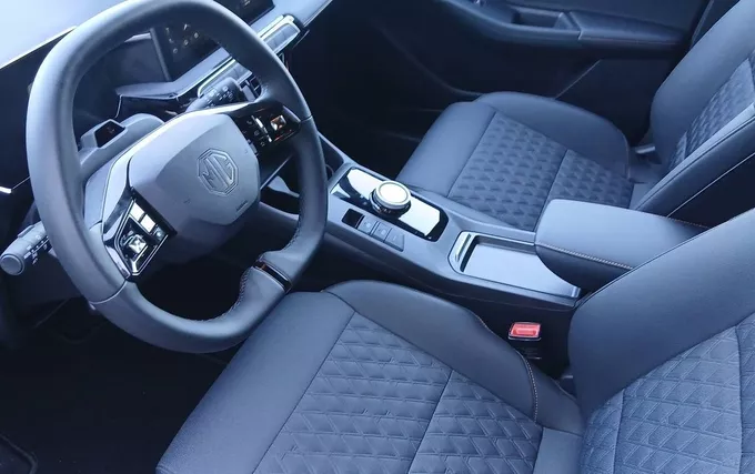 MG MG3 1.5 L Hybrid+ 195 ch Luxury photo 11 7651