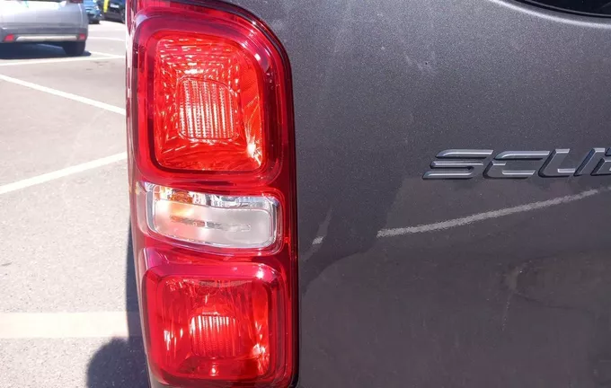 FIAT SCUDO Combi XL Diesel 180 ch Automatique photo 17 945198