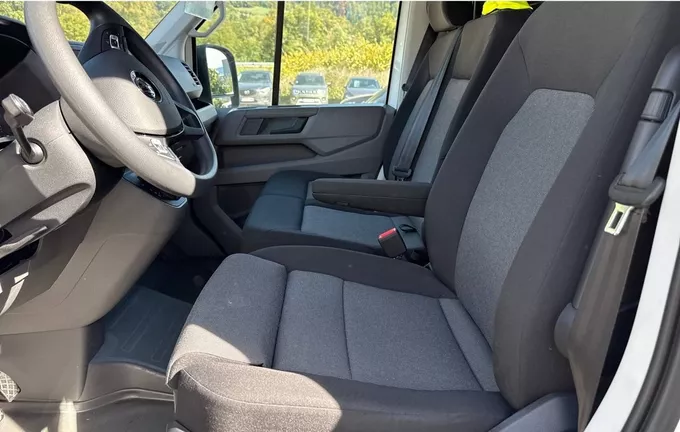 VOLKSWAGEN UTILITAIRES CRAFTER VAN 35 L3H3 2.0 TDI 140 CH BVA BUSINESS extérieur trois quart arrière droit 106241