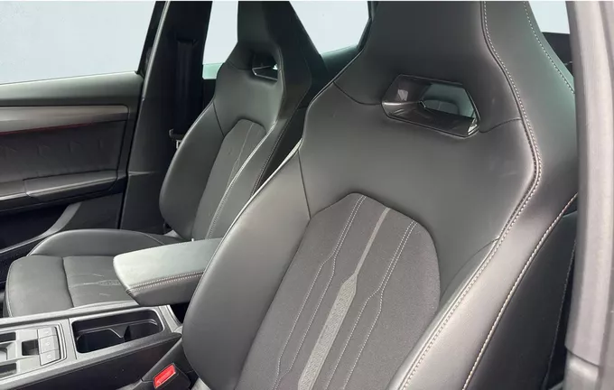 CUPRA FORMENTOR 1.4 e-HYBRID 245 ch DSG6 VZ extérieur trois quart arrière droit 2130078