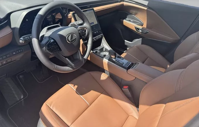 LEXUS LBX 4WD Relax photo 11 165676