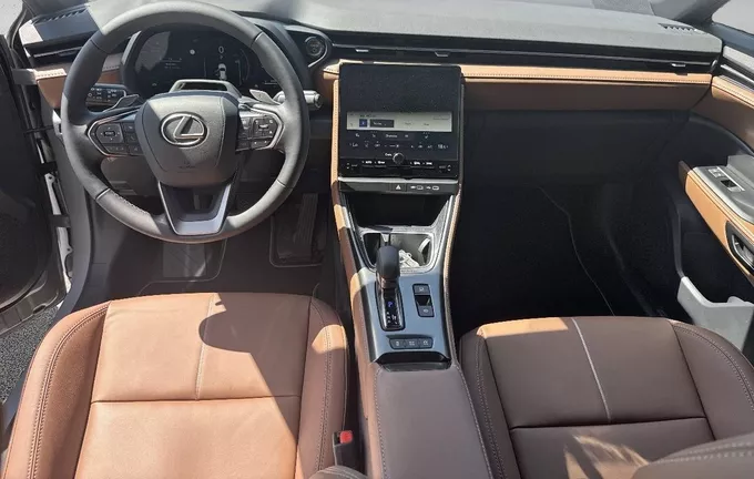 LEXUS LBX 4WD Relax photo 18 165676