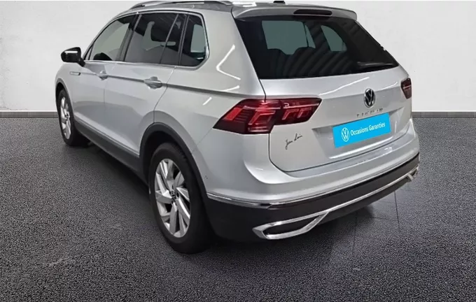 VOLKSWAGEN TIGUAN 1.5 TSI 150ch DSG7 Elegance extérieur trois quart arrière gauche 2126911