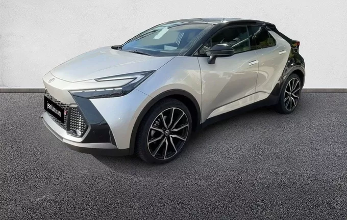 TOYOTA C-HR Hybride Rechargeable 225 GR Sport Premiere extérieur trois quart arrière gauche 19463
