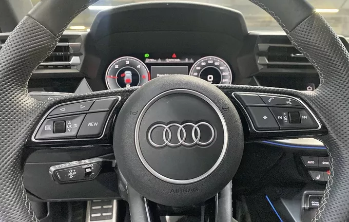 AUDI A3 Sportback TDI 150 S tronic 7 S line photo 12 2128084