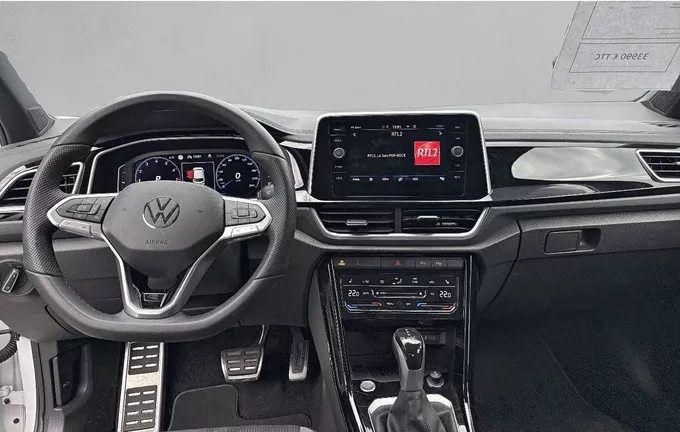 VOLKSWAGEN T-ROC 1.5 TSI EVO2 150 Start/Stop DSG7 R-Line Edition extérieur trois quart avant droit 2126691