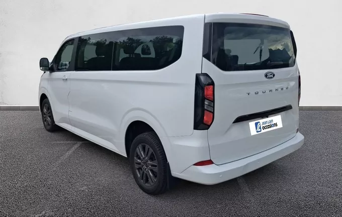 FORD TOURNEO Custom 320 L2H1 2.0 EcoBlue 150 ch Titanium extérieur trois quart arrière gauche 106302