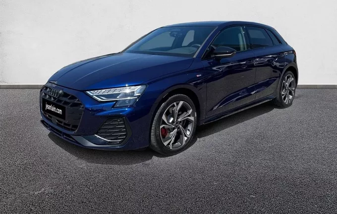 AUDI A3 Sportback TFSI e Hybride rechargeable 272 S tronic 6 S line extérieur trois quart avant gauche 2016