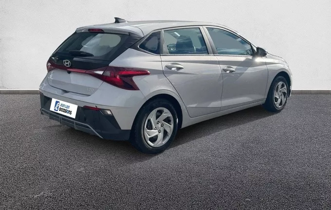 HYUNDAI I20 1.2 79 Initia extérieur trois quart arrière droit 13404