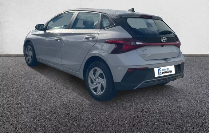 HYUNDAI I20 1.2 79 Initia extérieur trois quart arrière gauche 13404