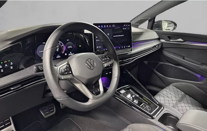 VOLKSWAGEN GOLF 1.5 eTSI EVO2 150 DSG7 R-Line photo 13 2128668