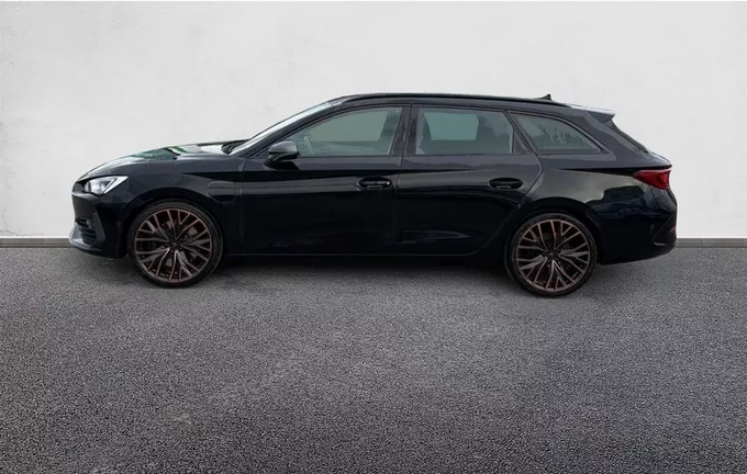 CUPRA LEON Sportstourer 1.5 eTSI 150 ch DSG7 V extérieur trois quart arrière gauche 460506