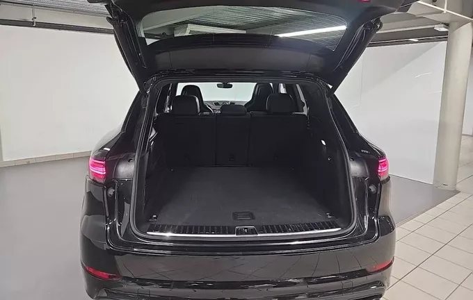 PORSCHE CAYENNE E-Hybrid 3.0 V6 462 ch Tiptronic BVA Platinum Edition photo 10 2125368