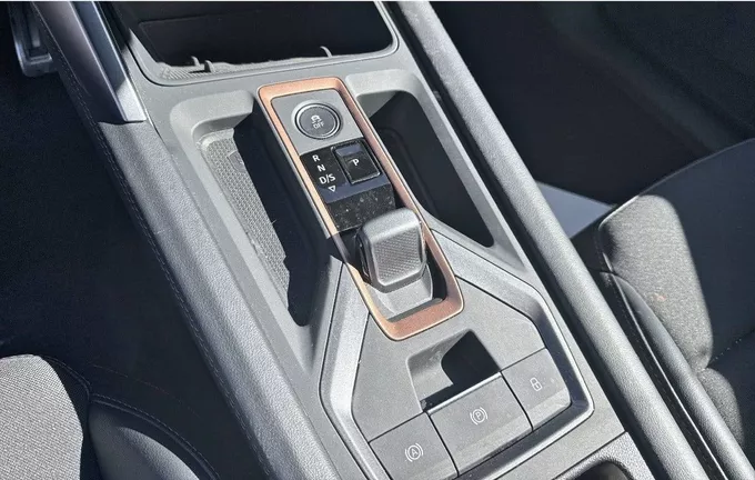 CUPRA FORMENTOR 1.5 eTSI Hybrid 150 ch DSG7 V photo 16 2129899